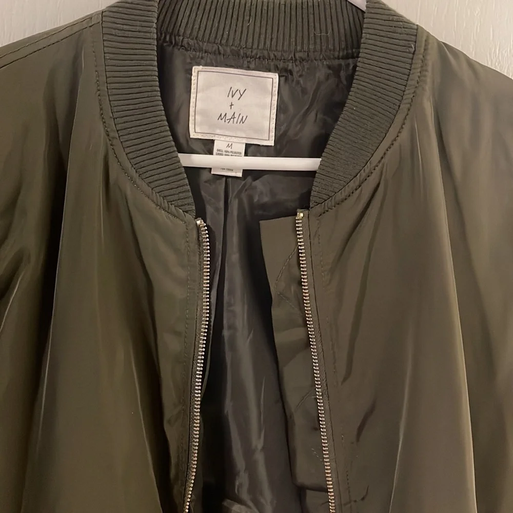 Bomber jacket - Picture 2 of 3